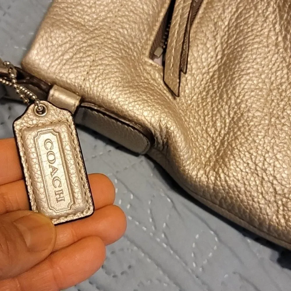 Coach Cream Crossbody‎ Bag